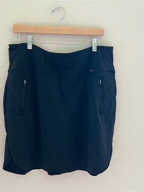 Athleta Fairway Golf Skort Women XL Black 18 Inch Active Skirt Zipper Pockets